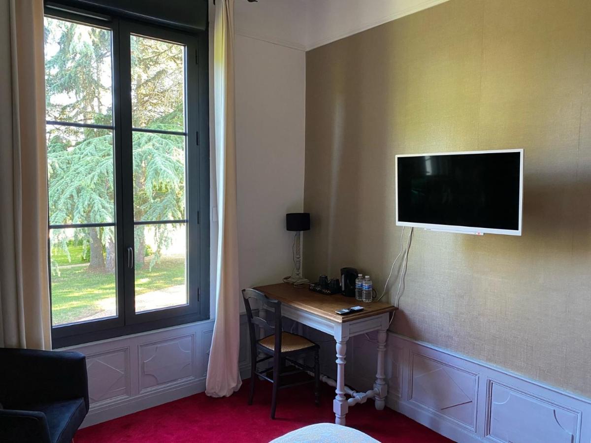Bed and Breakfast Le Castel De Bréhémont Esterno foto